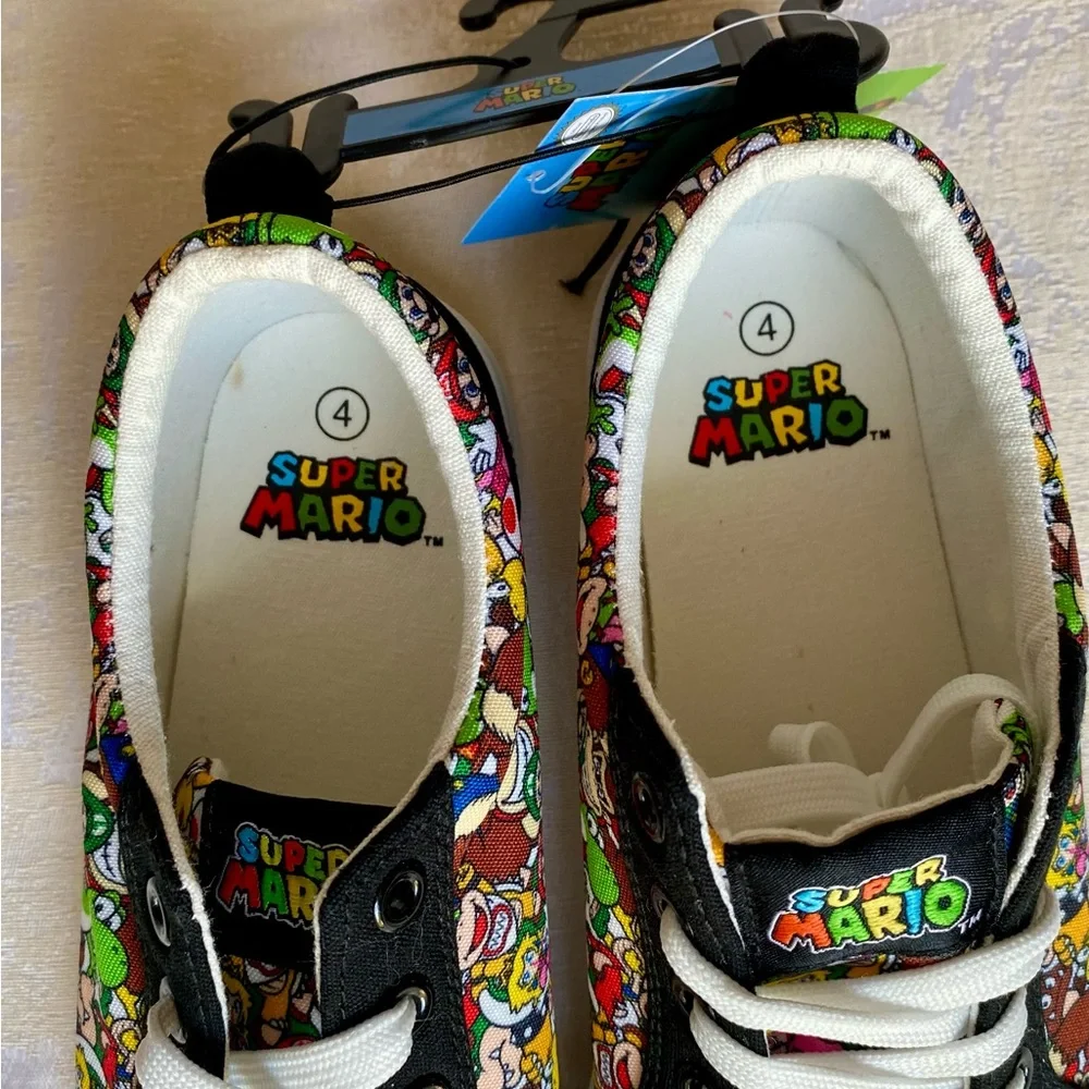 Super Mario Sneakers Shoes New! - Picture 7 of 14